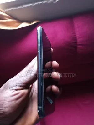 Apple iPhone XR 64 GB Black