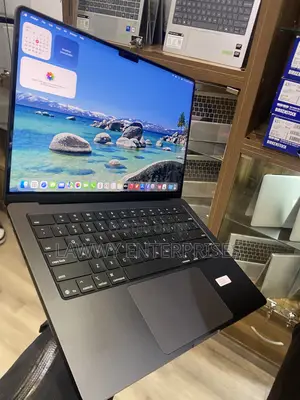 Laptop Apple MacBook Pro 2026 M5 Pro 24GB Apple M5 Pro SSD 1T