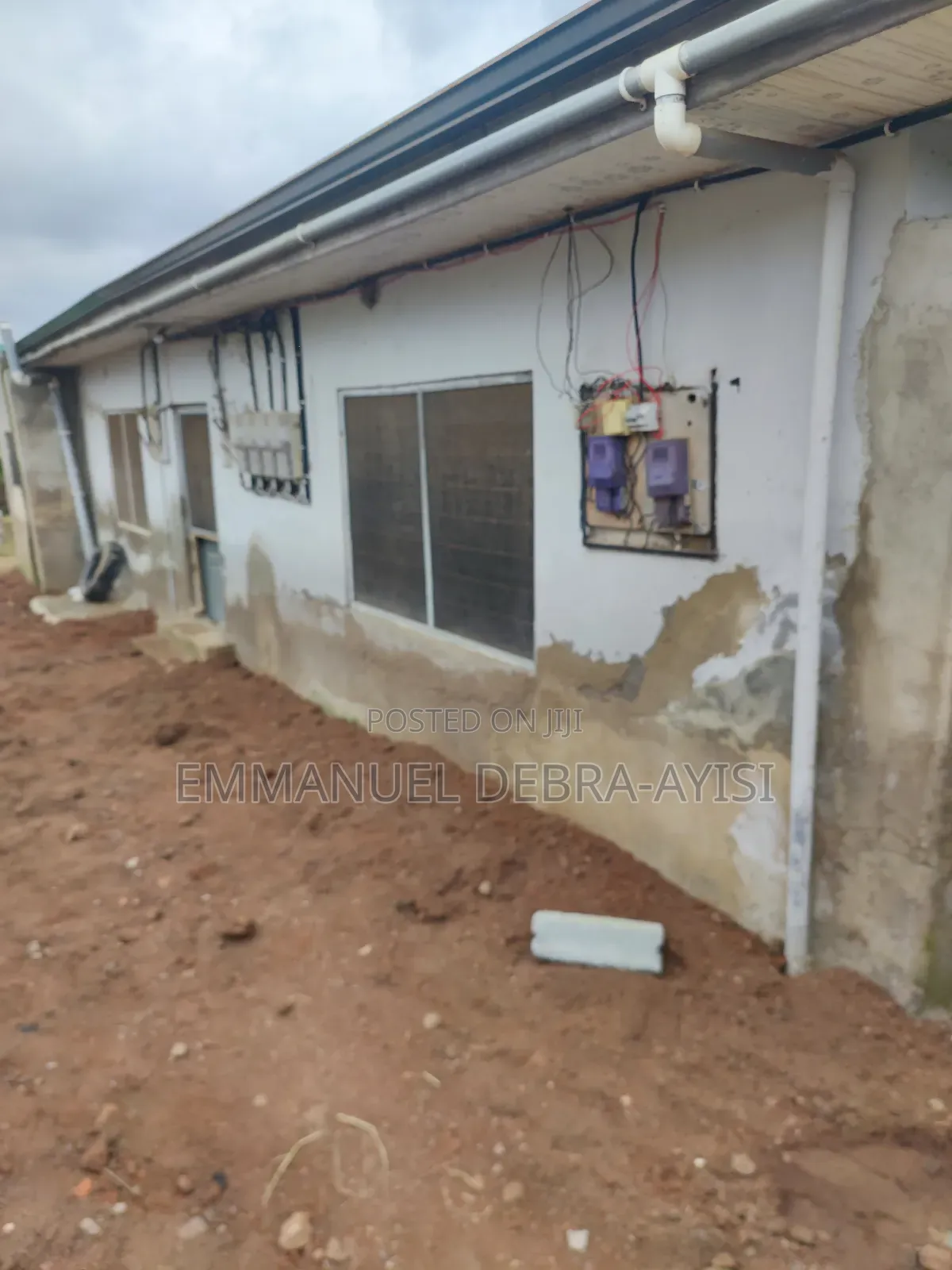 6bdrm House in Dansoman Apartments, Keep Fit for sale