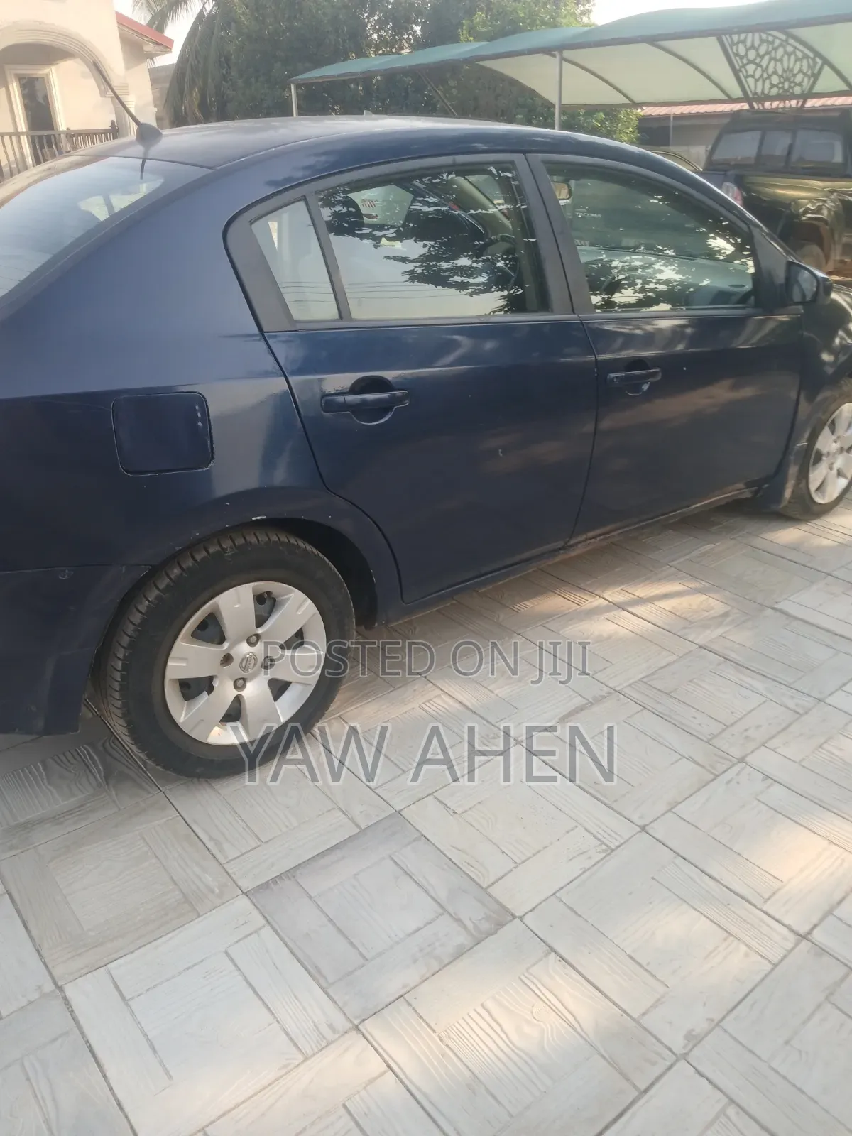 Nissan Versa 2010 Blue