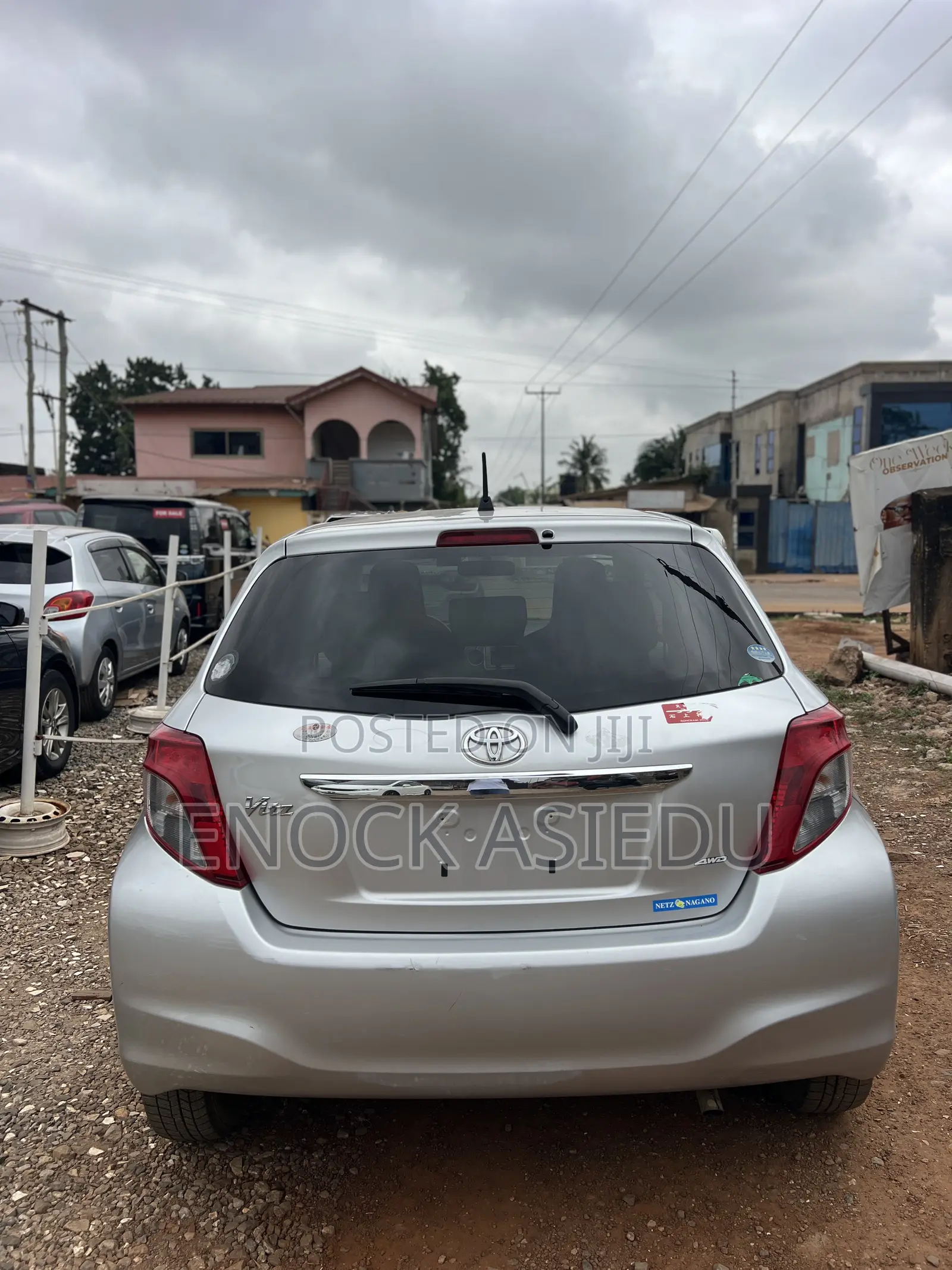 Toyota Vitz 1.3 FWD 5dr 2014 Silver