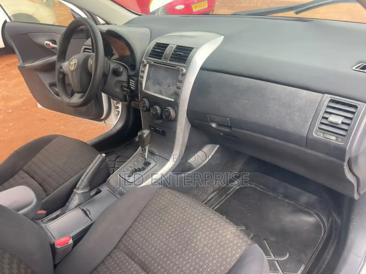 Toyota Corolla 2013 White