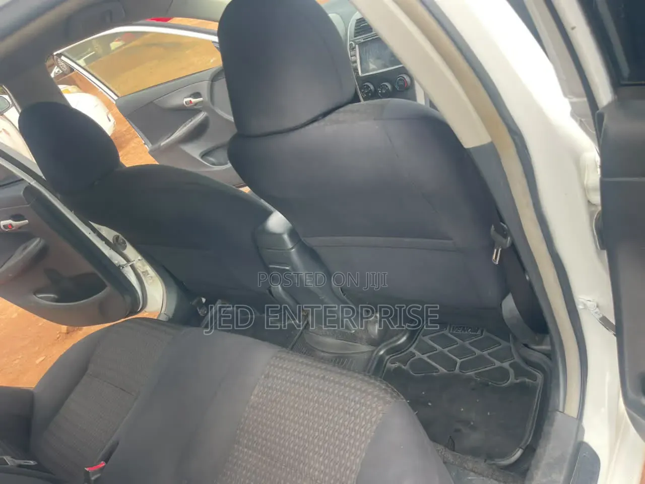 Toyota Corolla 2013 White