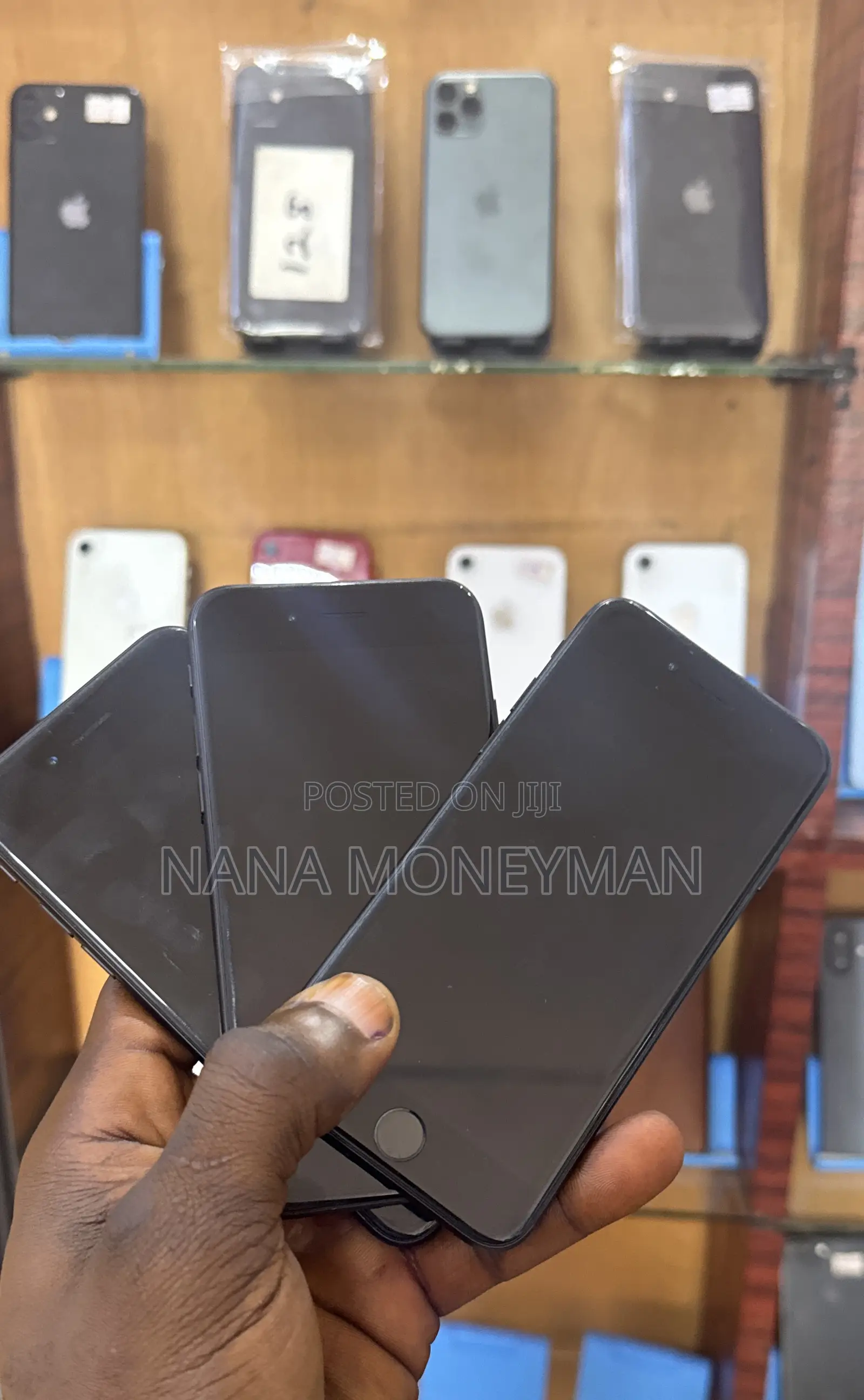 New Apple iPhone 7 32 GB Black