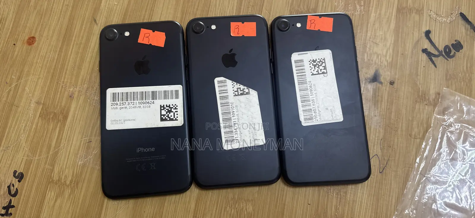 New Apple iPhone 7 32 GB Black