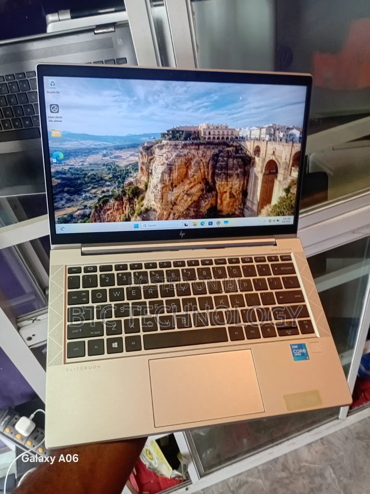 New Laptop HP EliteBook 840 G8 16GB Intel Core i5 SSD 256GB