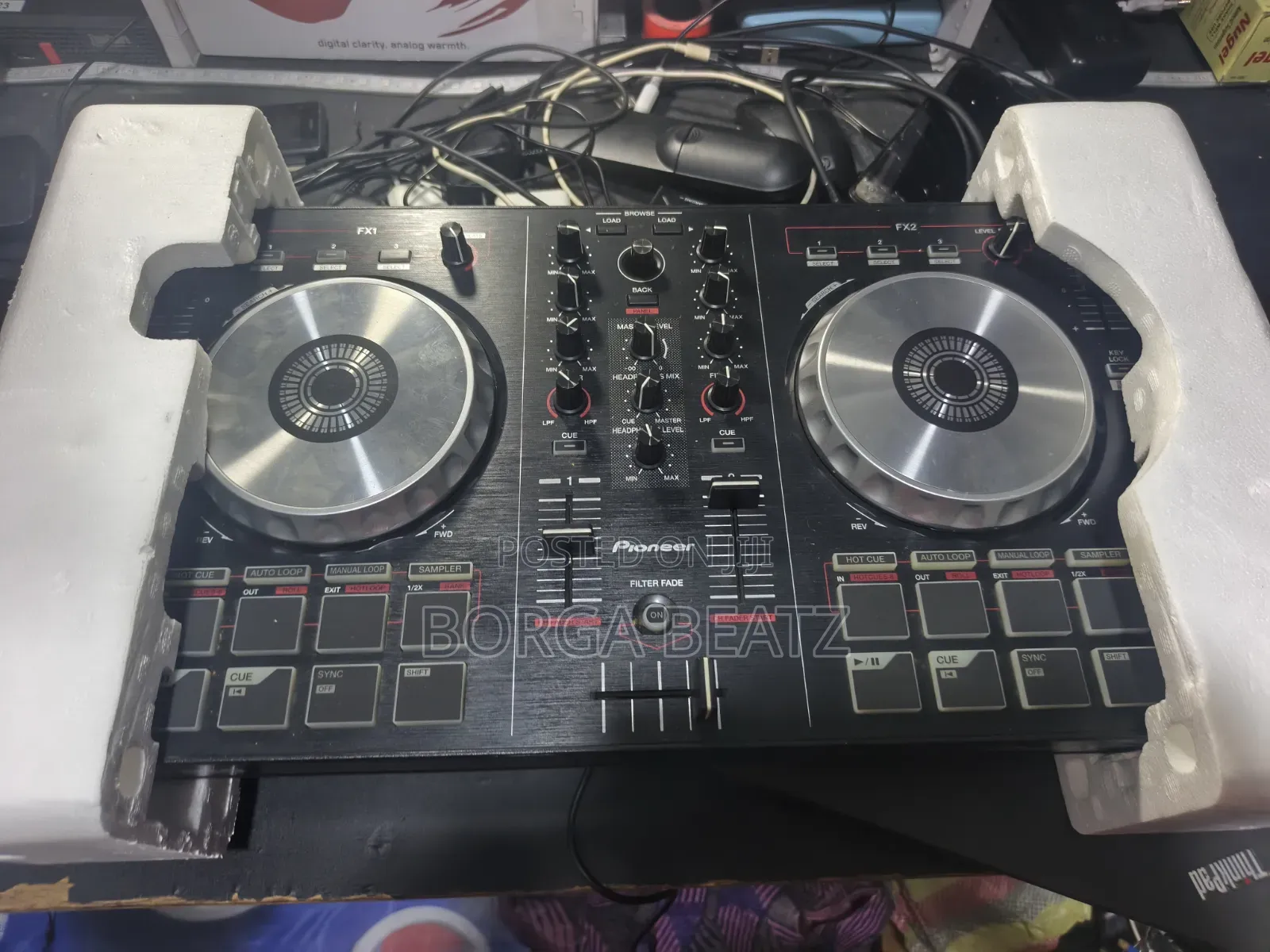 Pioneer DJ DDJ-SB2 Controller