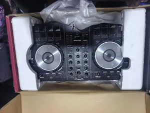 Pioneer DJ DDJ-SB2 Controller