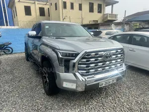 Toyota Tundra 1794 Edition CrewMax 5.5' Bed 2024 Gray