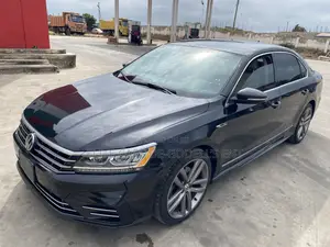 Volkswagen Passat 2.0T SE R-Line 2019