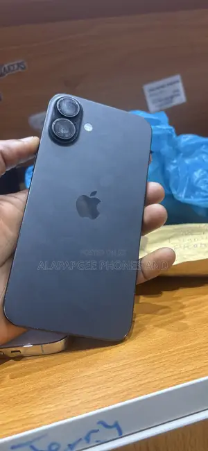 Apple iPhone 16 Plus 128 GB Black