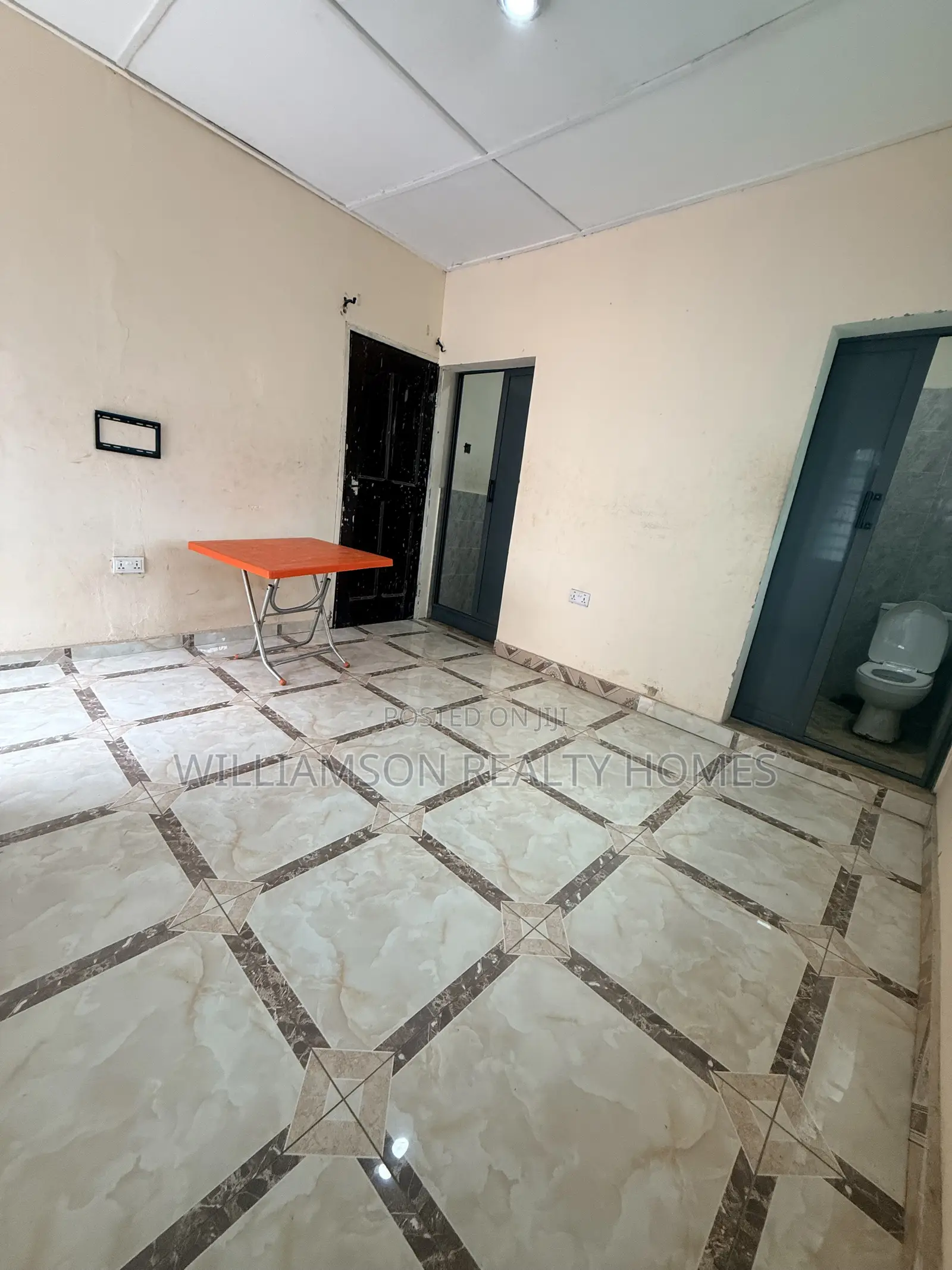 1bdrm Apartment in Community 18 Police, Spintex for rent
