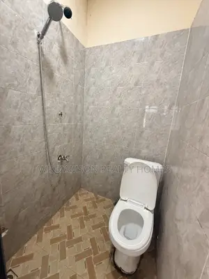 1bdrm Apartment in Community 18 Police, Spintex for rent