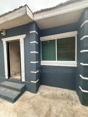 1bdrm Apartment in Community 18 Police, Spintex for rent