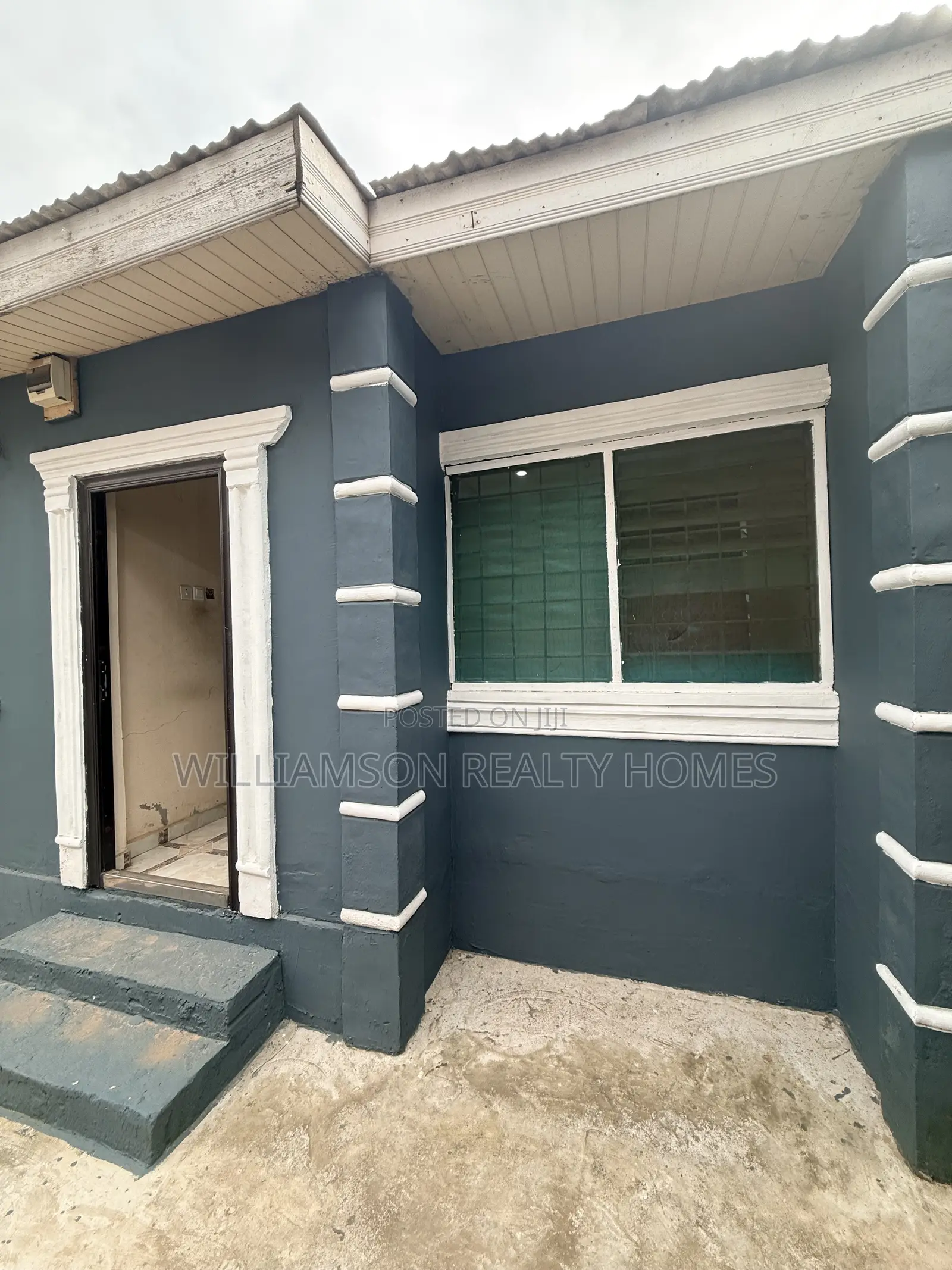 1bdrm Apartment in Community 18 Police, Spintex for rent
