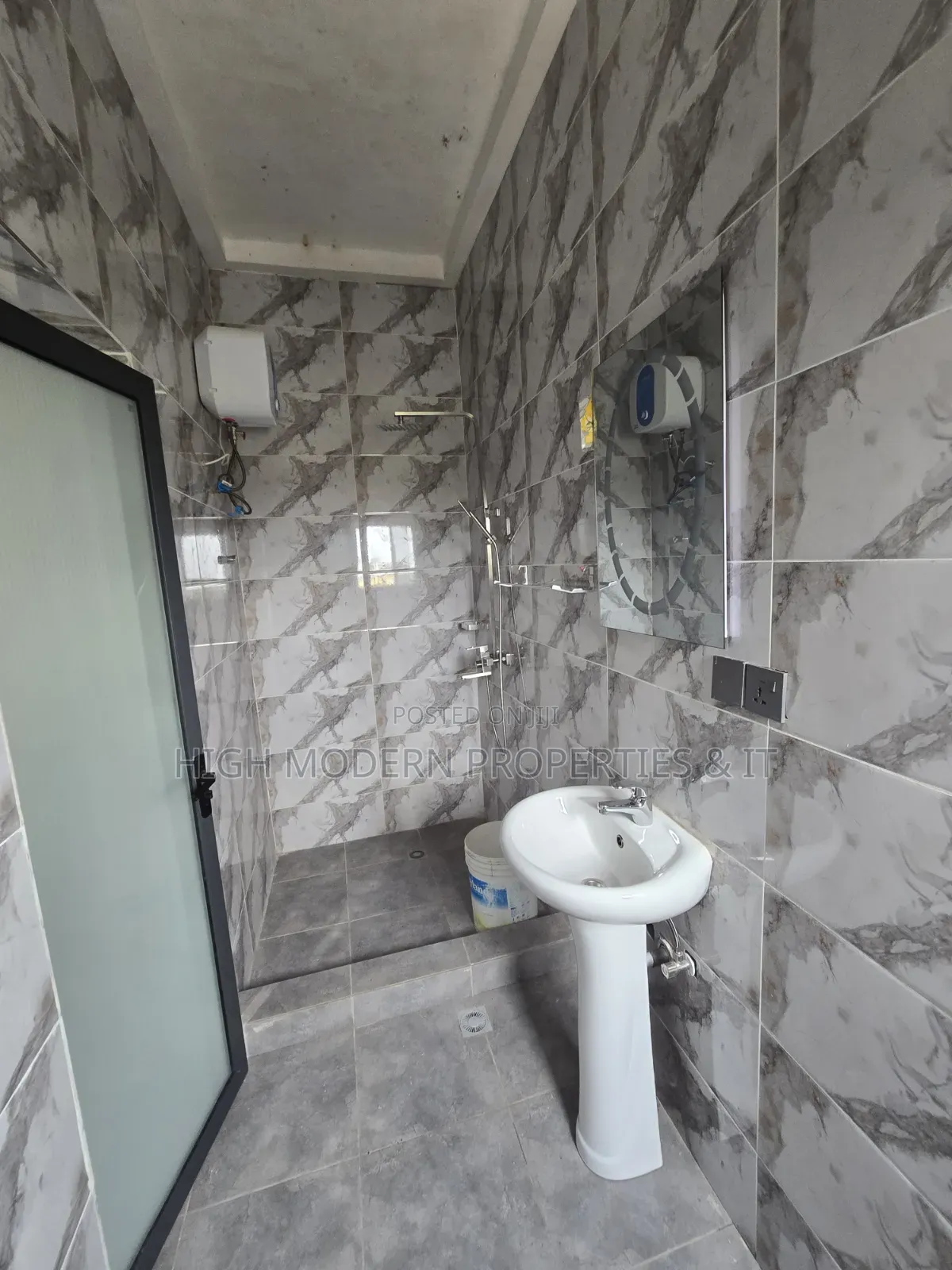 2bdrm Apartment in Bushroad Block, Tseaddo for rent