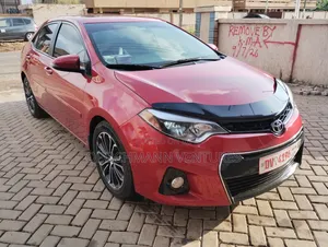 Toyota Corolla 2016 Red