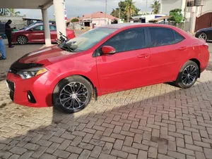 Toyota Corolla 2016 Red