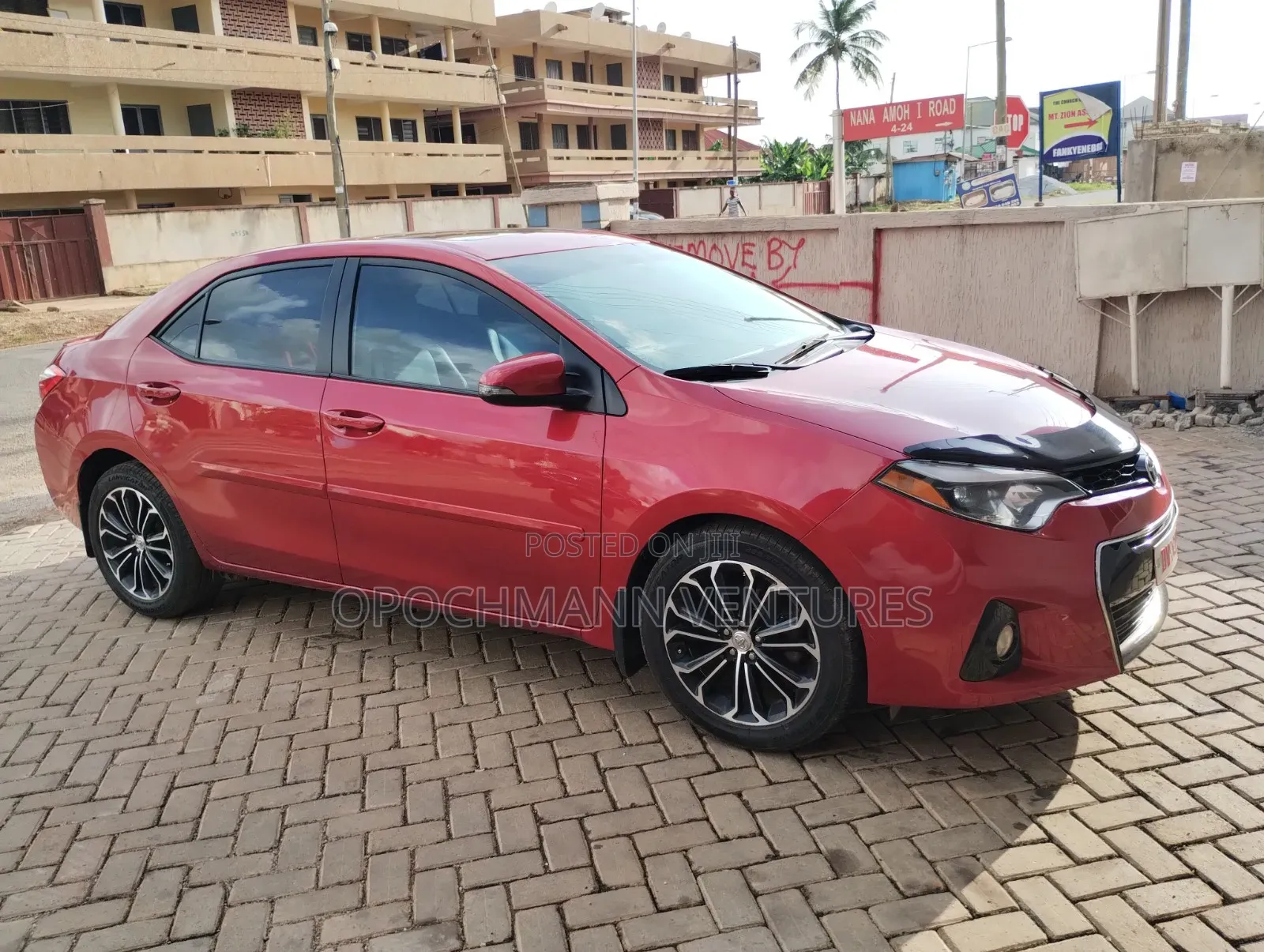 Toyota Corolla 2016 Red