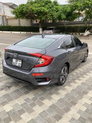 Honda Civic EX-L 2dr Coupe (1.5L 4cyl) 2017 Black