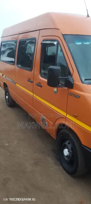 Volkswagen LT 2004 Orange