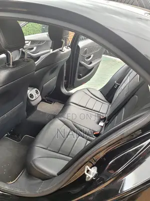 Mercedes-Benz C300 Luxury 4matic Sedan AWD (2.0L 4cyl 7A) 2017 Black