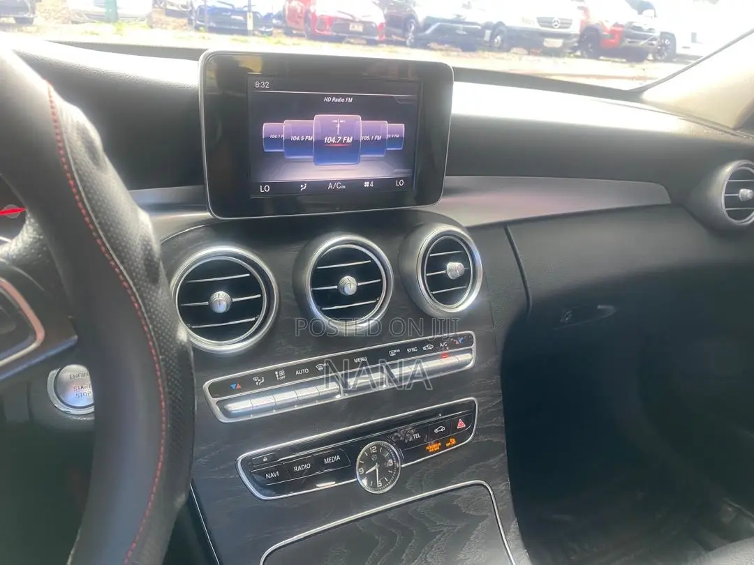 Mercedes-Benz C300 Luxury 4matic Sedan AWD (2.0L 4cyl 7A) 2017 Black