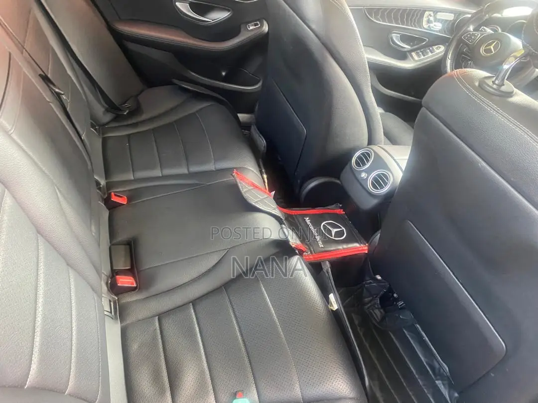 Mercedes-Benz C300 Luxury 4matic Sedan AWD (2.0L 4cyl 7A) 2017 Black