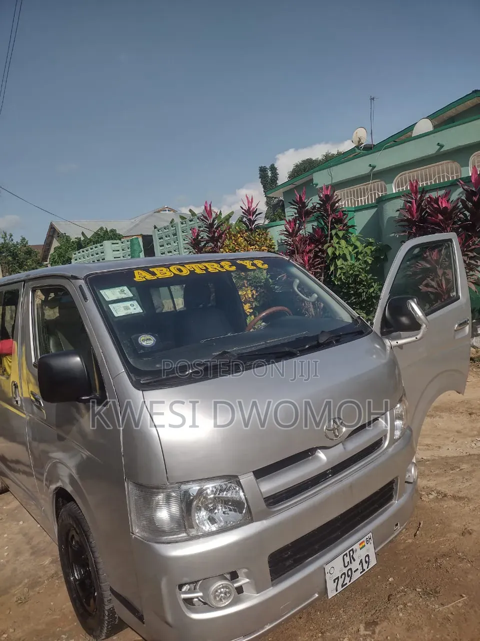 Toyota HiAce 2005 Silver