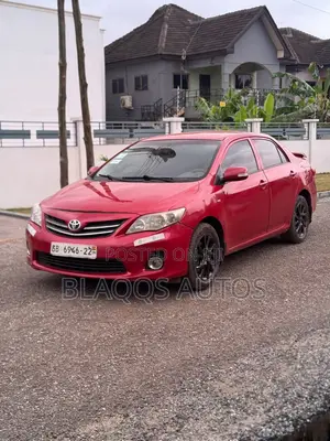 Toyota Corolla 2011 Burgundy