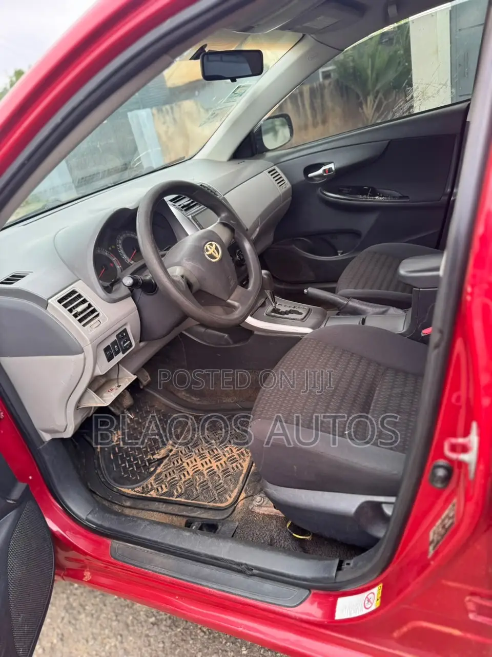 Toyota Corolla 2011 Burgundy