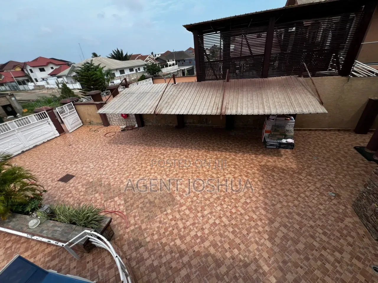 Furnished 5bdrm House in Marivielle Homes, Spintex for rent