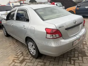 Toyota Belta 2010 Gray