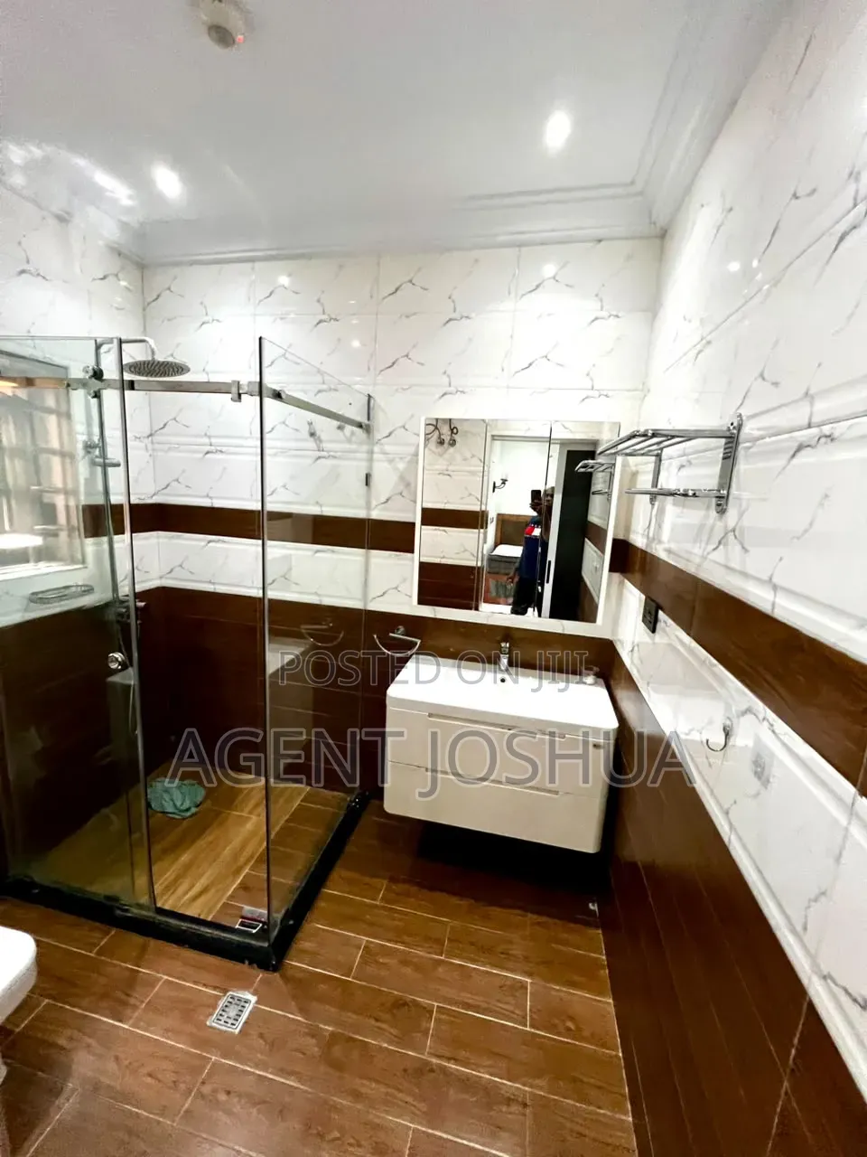 Furnished 5bdrm House in Marivielle Homes, Spintex for rent