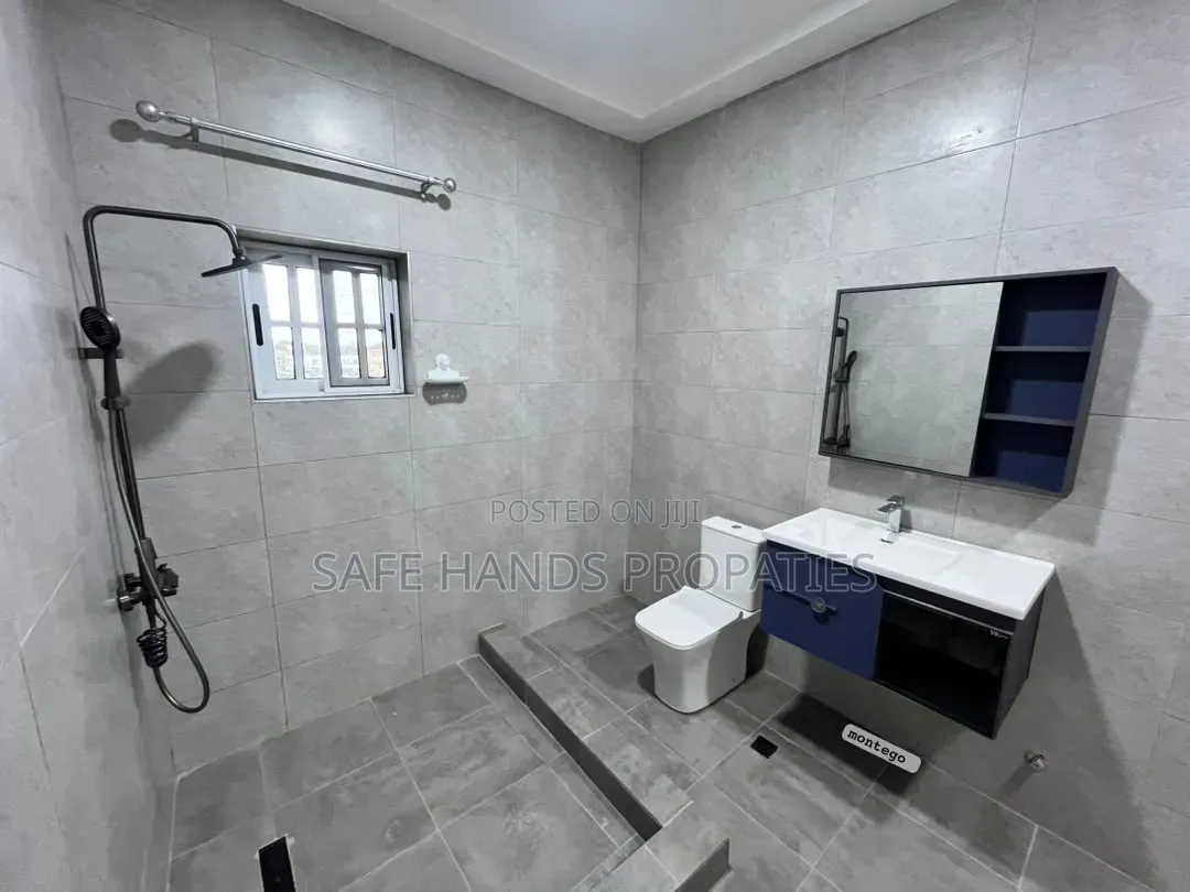 4bdrm House in Trasaco, Accra Metropolitan for sale