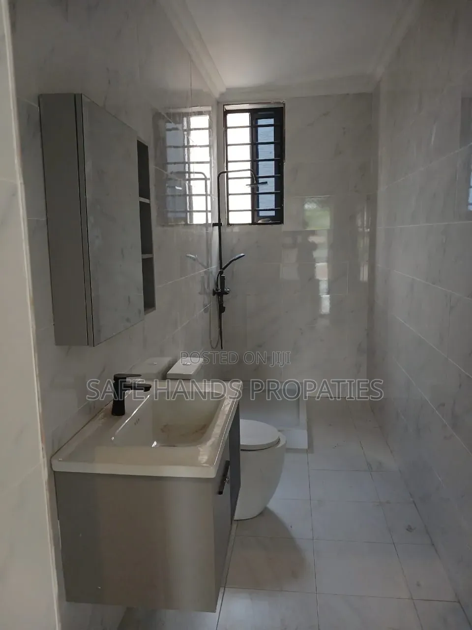 4bdrm House in Trasaco, Accra Metropolitan for sale