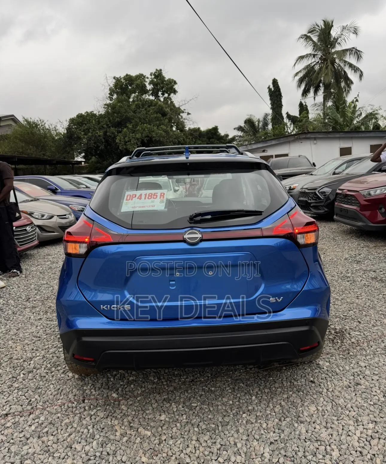 Nissan Kicks SV 2023 Blue