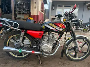 Royal Motorcycle 2025 Black