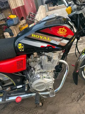 Royal Motorcycle 2025 Black