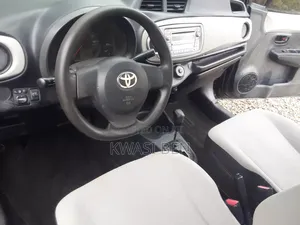 Toyota Vitz 2012 Black