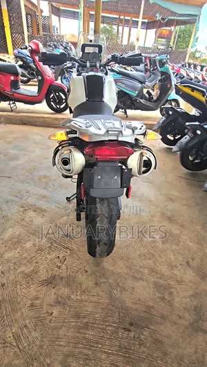 BMW F 650 GS Dakar 2018 White