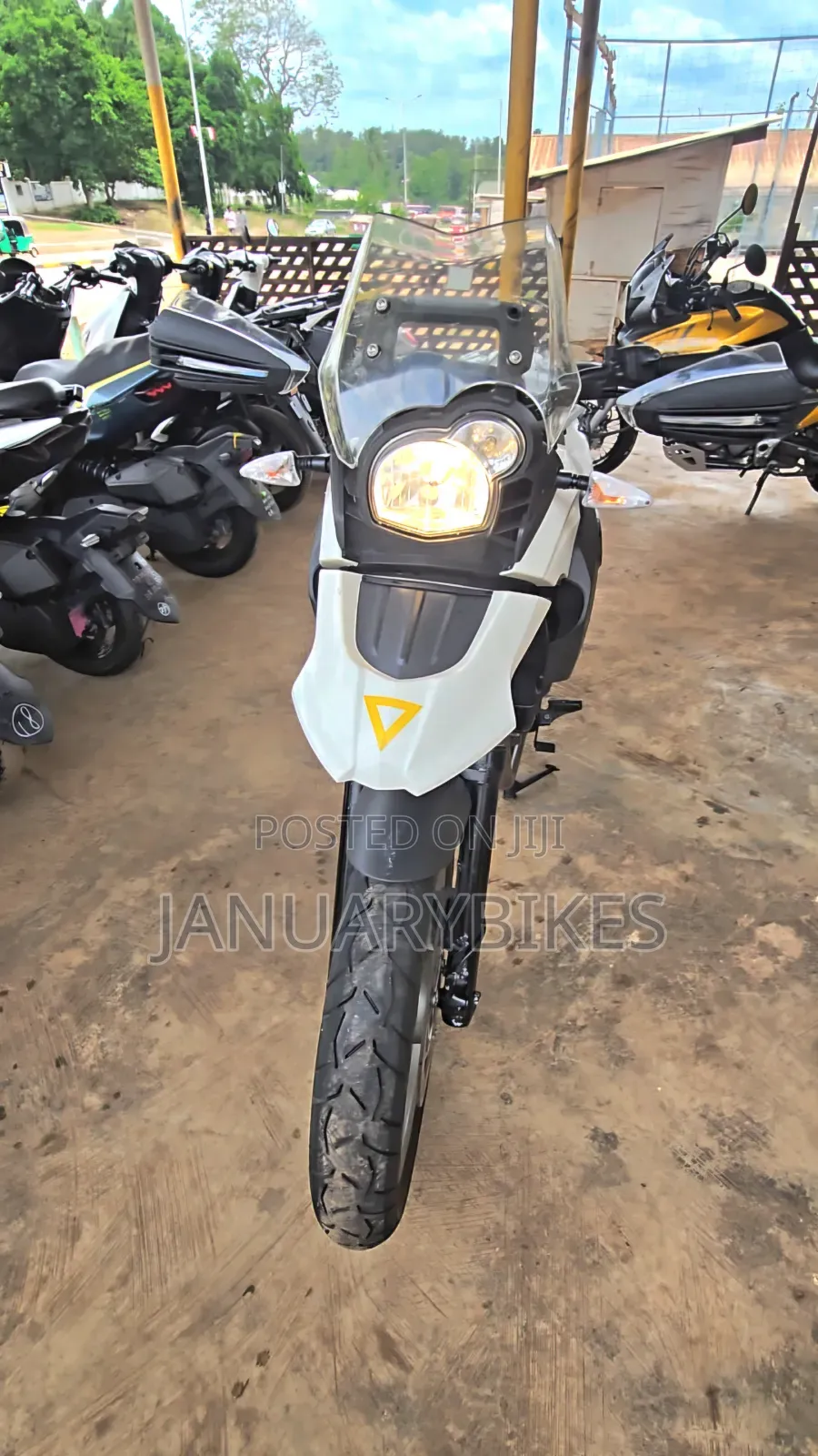 BMW F 650 GS Dakar 2018 White