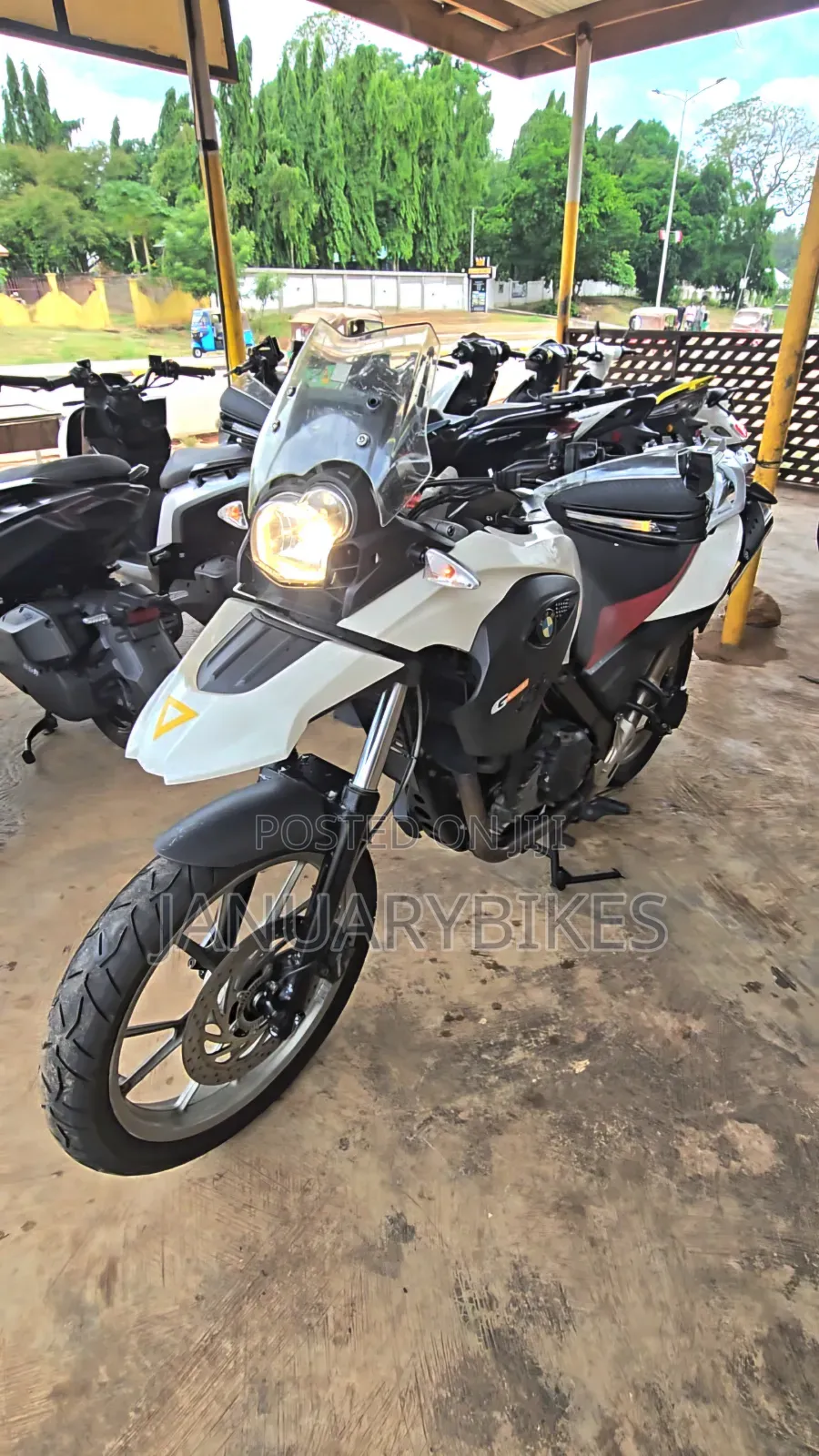 BMW F 650 GS Dakar 2018 White