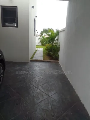 4bdrm Duplex in Ebenard Properties, Lashibi for rent