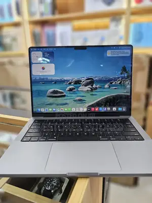 Laptop Apple MacBook Pro 2023 M3 16GB Apple M3 Pro SSD 1T