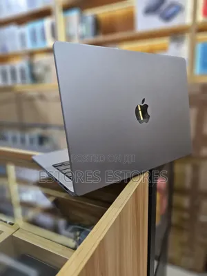 Laptop Apple MacBook Pro 2023 M3 16GB Apple M3 Pro SSD 1T