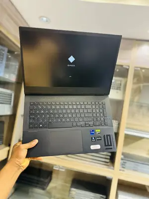 Laptop HP Omen 15-ce0xx 16GB Intel Core i9 SSD 1T
