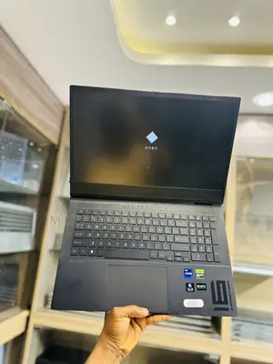 Laptop HP Omen 15-ce0xx 16GB Intel Core i9 SSD 1T
