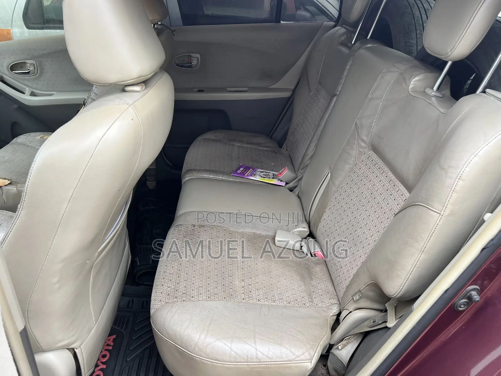 Toyota Vitz 1.3 AWD 3dr 2010 Burgundy