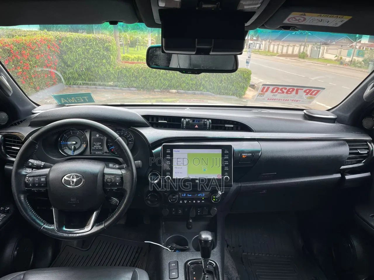 Toyota Hilux 2023 Green